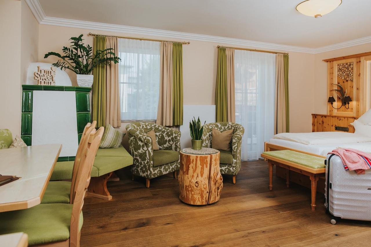 Ortner'S Resort Bad Füssing Exterior foto A typical hotel room